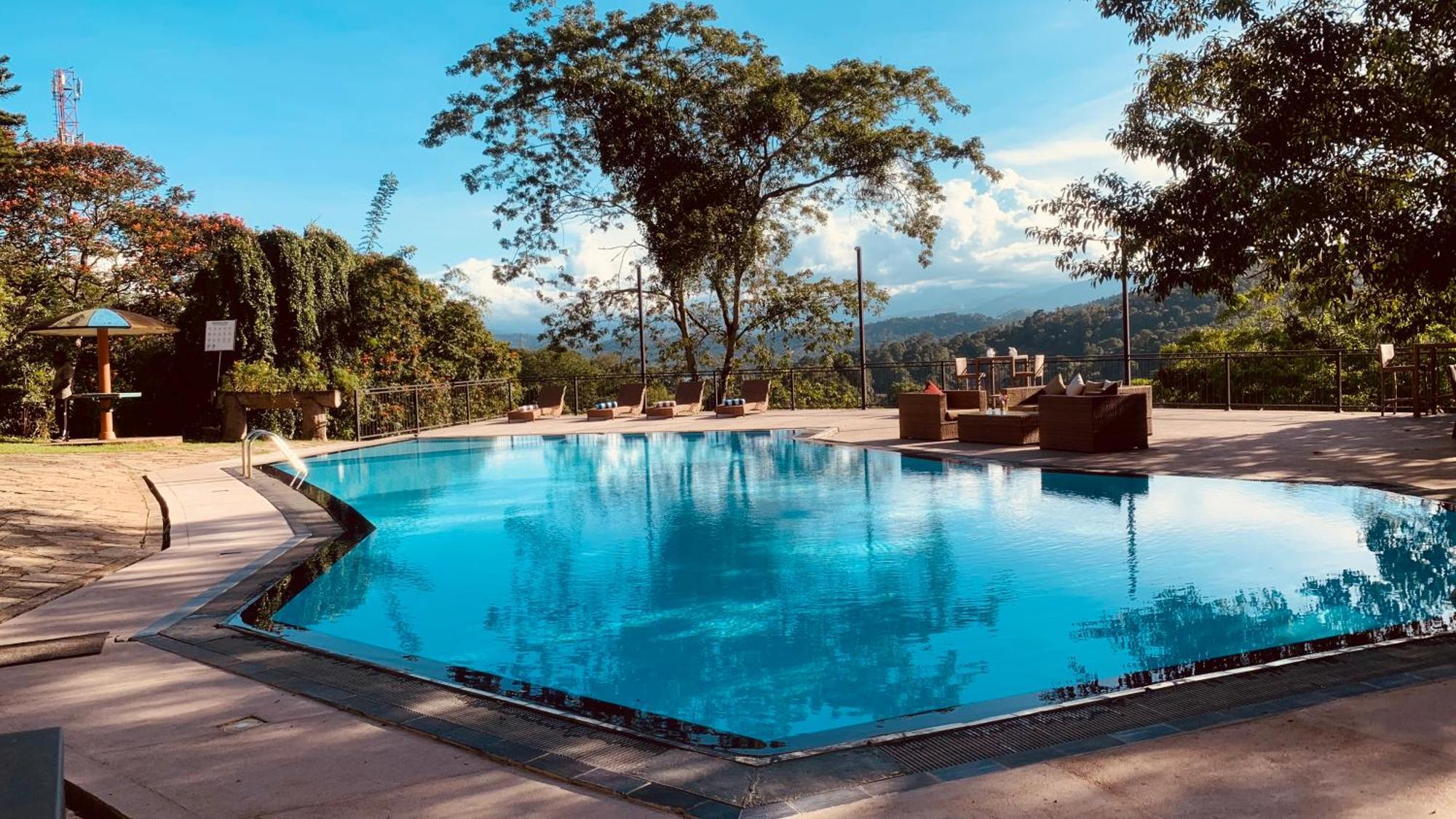 Indra Manel Family Holiday Resort Kandy Exterior foto